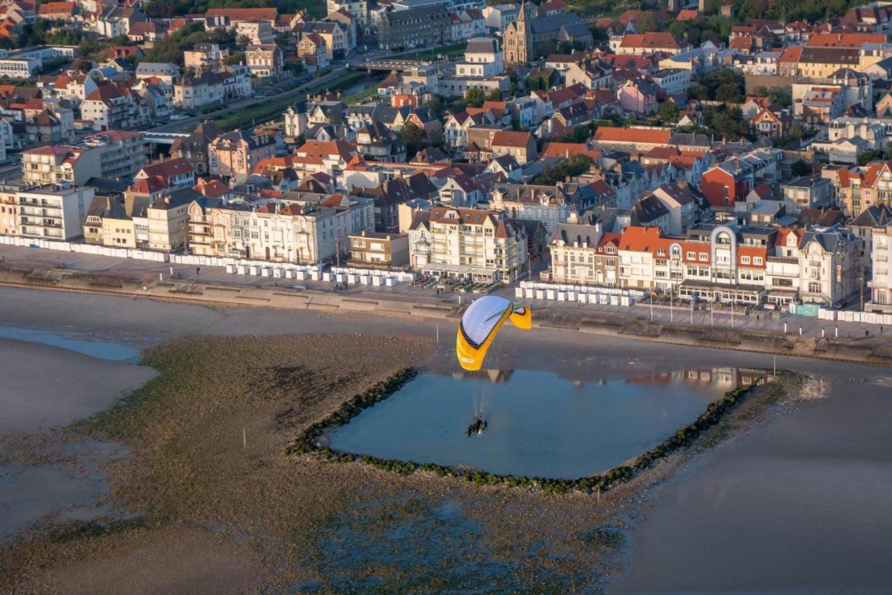 La Petite Maison A Deux Pas De La Mer Wimille 外观 照片